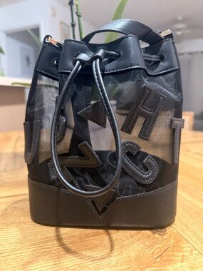 SCHUTZ Black Mesh Mini Bucket Bag with Logo Appliqué - Brand New! From BR 🇧🇷